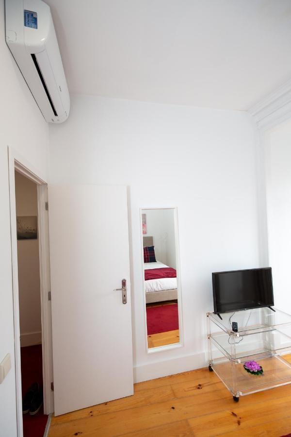 Inn-Chiado Boulevard Guest House Lisboa Exterior foto